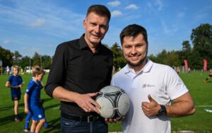 Wystąpiłem przed legendą polskiej piłki nożnej – Andrzejem Juskowiakiem