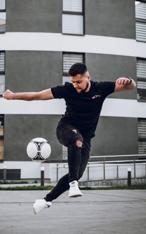 pokazy-freestyle-football-triki-pilkarskie